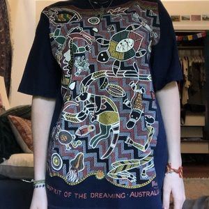 🧚🏼‍♂️australia print graphic tee